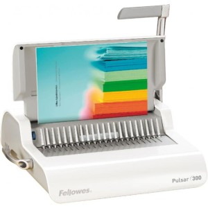 Viazače na plastové hrebene